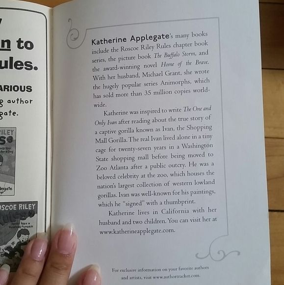 Paperback book - Picture 4 of 8